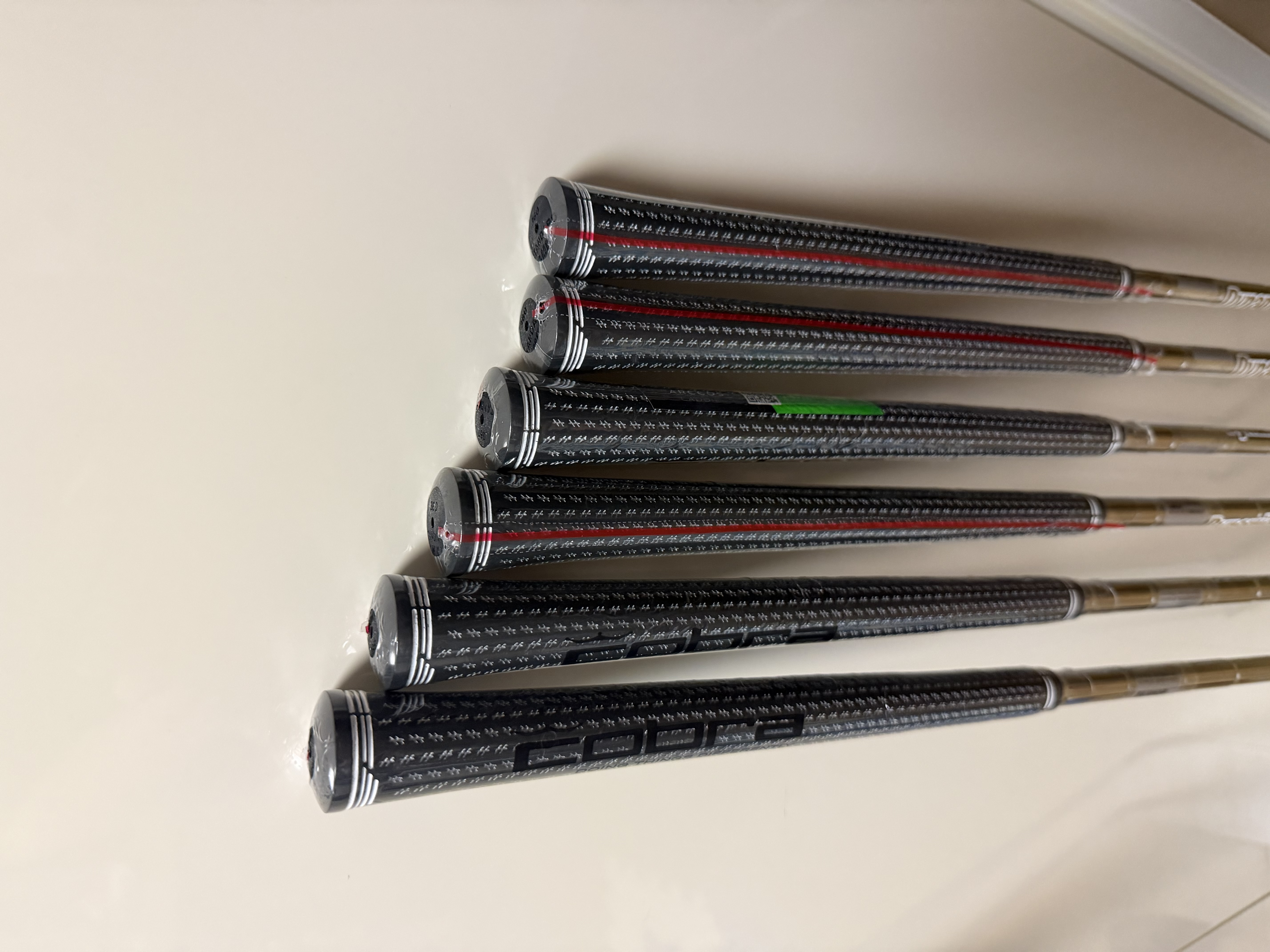 다이나믹골드 95 R300 5~9번, PW 6개